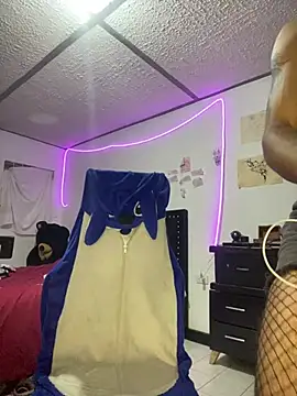 Snapshot of nebullax_mcqueen chatting on February 10, 4:22 pm nebullax mcqueen online show from February 10, 4:22 pm