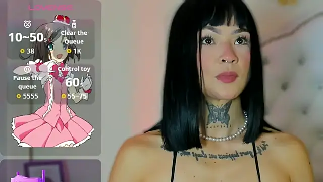 Snapshot of Axarasss_ chatting on February 17, 1:07 pm Axarasss online show from February 17, 1:07 pm