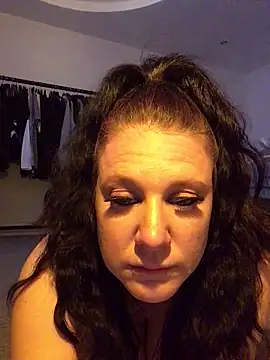 NaomiPackh92906 online show from May 19, 8:26 pm