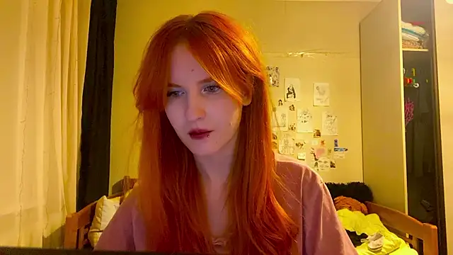 Snapshot of DynaLoom chatting on March 24, 4:56 pm DynaLoom online show from March 24, 4:56 pm