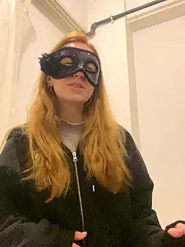 Snapshot of seluna_baby chatting on February 24, 8:18 pm seluna baby online show from February 24, 8:18 pm