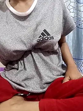 Snapshot of Cute_Queen_Noor chatting on March 13, 5:14 am Cute Queen Noor online show from March 13, 5:14 am