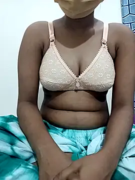 Snapshot of Cute_Queen_Noor chatting on March 29, 6:19 pm Cute Queen Noor online show from March 29, 6:19 pm