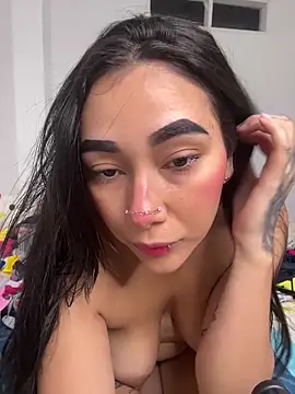 Mia  Starxxx online show from April 12, 9:42 pm