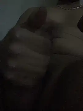 Snapshot of contreras9999 chatting on February 17, 9:32 pm contreras9999 online show from February 17, 9:32 pm