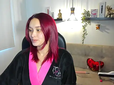 Snapshot of naomy_stanley chatting on May 8, 10:04 pm naomy stanley online show from May 8, 10:04 pm