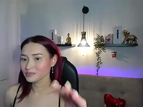 Snapshot of naomy_stanley chatting on May 11, 11:46 pm naomy stanley online show from May 11, 11:46 pm