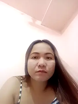 Snapshot of stacy0921 chatting on February 24, 1:47 am stacy0921 online show from February 24, 1:47 am