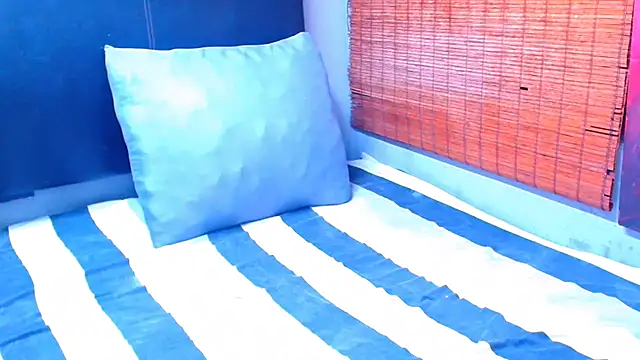 BubblyIvyxxx online show from April 16, 7:14 pm