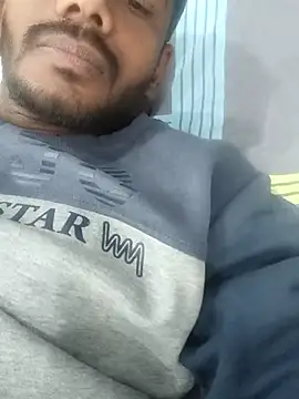 Snapshot of Daddyishere_19 chatting on February 13, 6:31 am Daddyishere 19 online show from February 13, 6:31 am