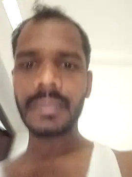 Snapshot of Daddyishere_19 chatting on February 20, 6:48 am Daddyishere 19 online show from February 20, 6:48 am