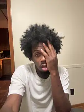 Snapshot of pussyeater_- chatting on February 19, 1:01 am pussyeater - online show from February 19, 1:01 am