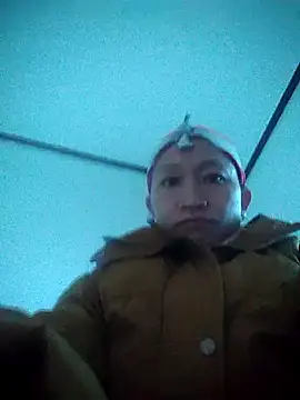 Snapshot of Linka998 chatting on February 20, 3:36 am Linka998 online show from February 20, 3:36 am