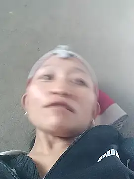 Snapshot of Linka998 chatting on February 22, 6:46 am Linka998 online show from February 22, 6:46 am