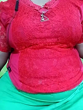 Snapshot of tamilkayal431 chatting on February 13, 6:48 pm tamilkayal431 online show from February 13, 6:48 pm