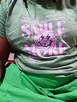 Snapshot of tamilkayal431 chatting on March 3, 6:03 pm tamilkayal431 online show from March 3, 6:03 pm