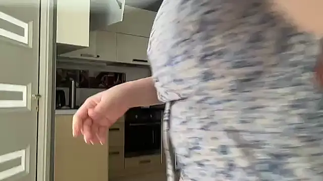 Snapshot of Darsy_Rox chatting on February 20, 6:26 am Darsy Rox online show from February 20, 6:26 am