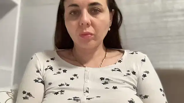 Snapshot of Darsy_Rox chatting on May 14, 5:42 pm Darsy Rox online show from May 14, 5:42 pm