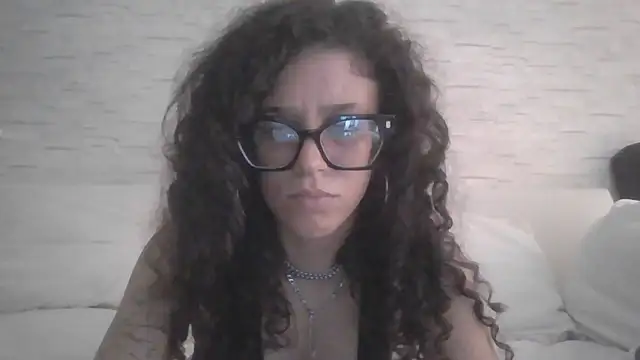 Snapshot of turca87 chatting on May 31, 6:09 pm turca87 online show from May 31, 6:09 pm