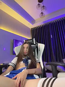 AnnyShore online show from May 15, 10:50 pm