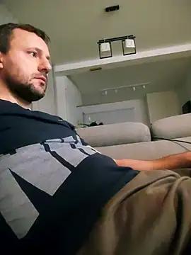 Snapshot of defaktor chatting on March 2, 8:37 pm defaktor online show from March 2, 8:37 pm