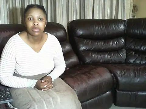 Caramel-Diva online show from March 13, 4:30 am