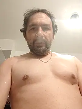 Snapshot of Luluberlu04 chatting on February 8, 3:10 am Luluberlu04 online show from February 8, 3:10 am