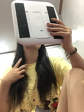 cuty lusy online show from March 21, 5:01 am