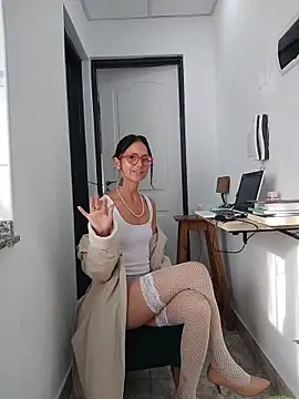 SophiaRemington online show from May 14, 12:56 pm