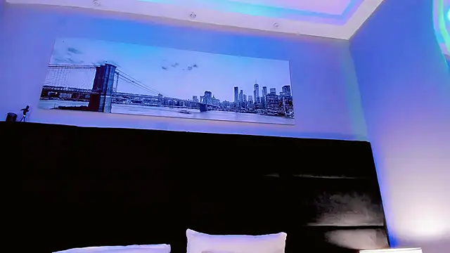 Snapshot of CuteMiaaa chatting on February 22, 8:40 pm CuteMiaaa online show from February 22, 8:40 pm