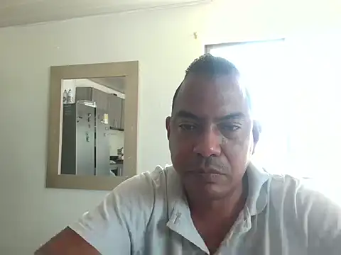 Quillero18 online show from July 28, 2:46 pm