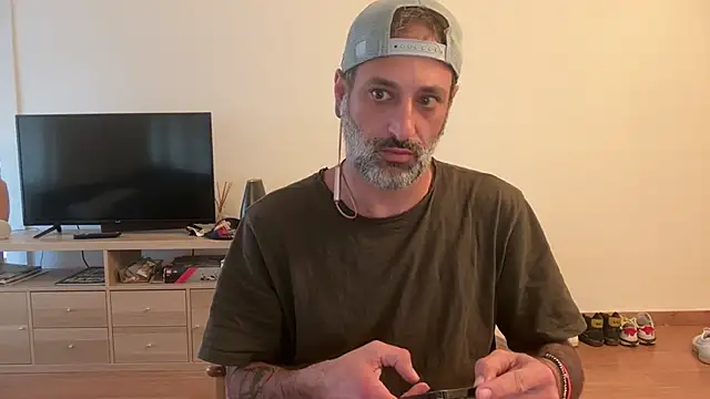 rgani online show from April 12, 6:46 pm