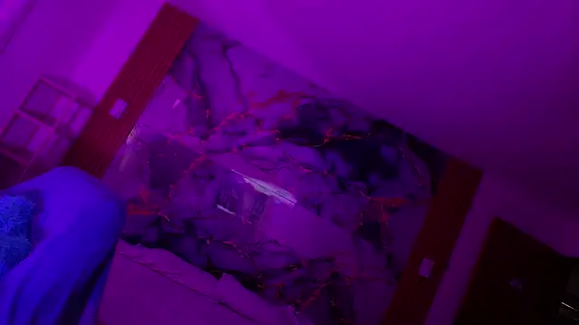 evelin 24  online show from April 18, 7:07 pm