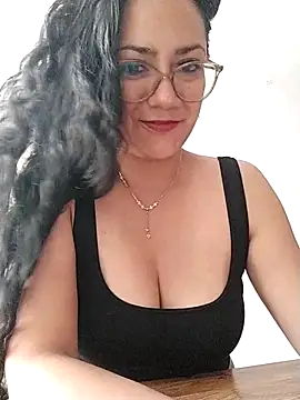 Snapshot of Salma-sweet chatting on June 13, 9:35 pm Salma-sweet online show from June 13, 9:35 pm