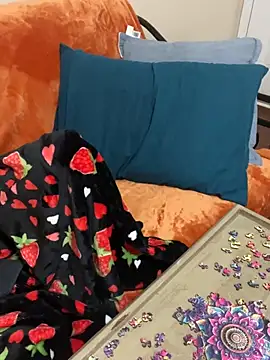 Snapshot of TicTac_Toes chatting on February 12, 2:28 am TicTac Toes online show from February 12, 2:28 am