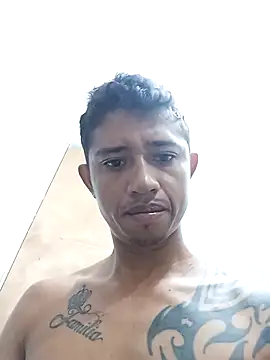 Snapshot of DuvanProces chatting on February 22, 11:09 am DuvanProces online show from February 22, 11:09 am