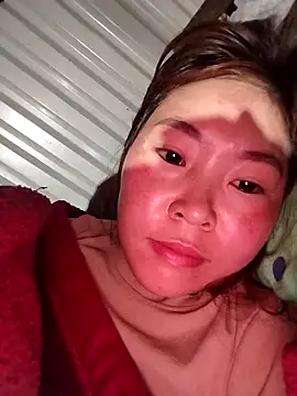 Yiyoongg online show from February 12, 11:44 pm