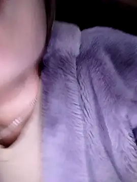 Yiyoongg online show from February 13, 12:34 pm