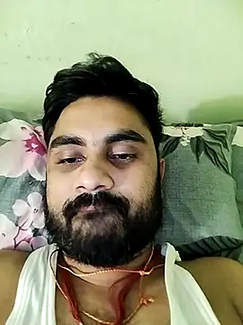 loyalboy 0052 online show from April 8, 10:59 am