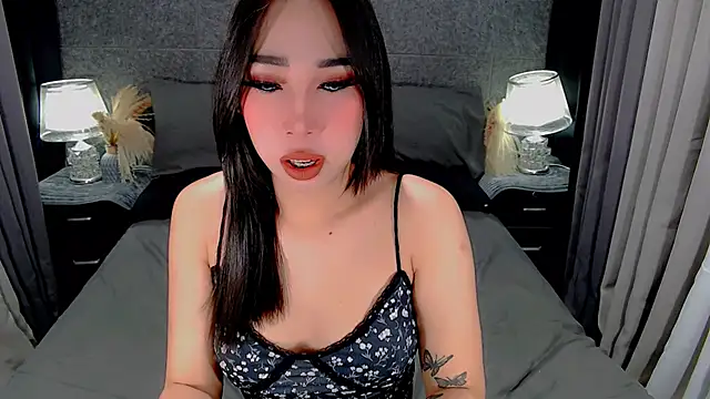 Snapshot of saphira_fucks chatting on February 28, 6:31 pm saphira fucks online show from February 28, 6:31 pm