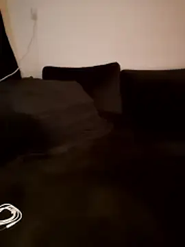 Snapshot of AkuManis chatting on February 15, 8:38 pm AkuManis online show from February 15, 8:38 pm