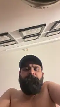 beerboy2222 online show from March 26, 6:46 pm