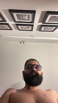 beerboy2222 online show from May 31, 6:42 pm