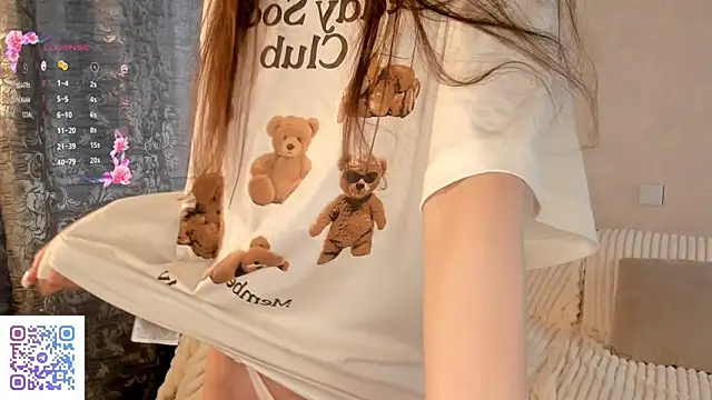 LaneLove1 online show from April 1, 1:41 pm