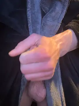 l0ngNHard online show from March 2, 4:25 am