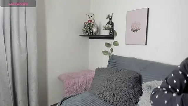 Alexaalove 1 online show from March 6, 12:45 pm