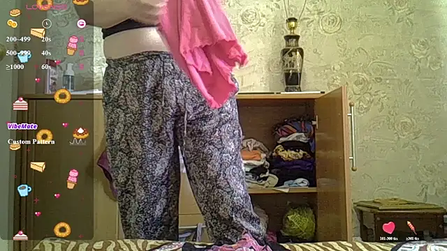 CurvyWild Lady30 online show from June 18, 10:52 am