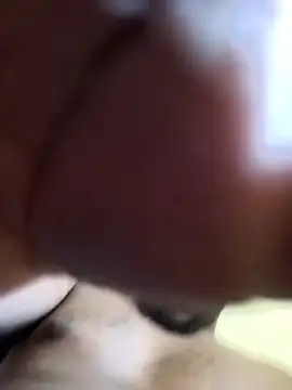 Snapshot of DadieDiq chatting on February 8, 2:31 pm DadieDiq online show from February 8, 2:31 pm