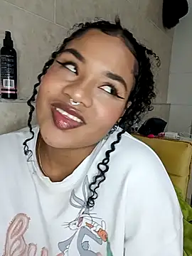 BrianaSweetxxx online show from April 18, 3:43 am