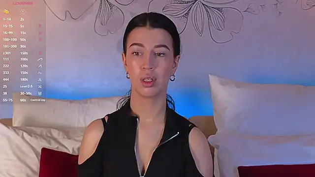 Snapshot of Aurora_404 chatting on April 11, 7:13 am Aurora 404 online show from April 11, 7:13 am